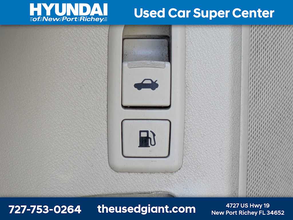 Thumbnail: 2009 Hyundai Sonata - 24