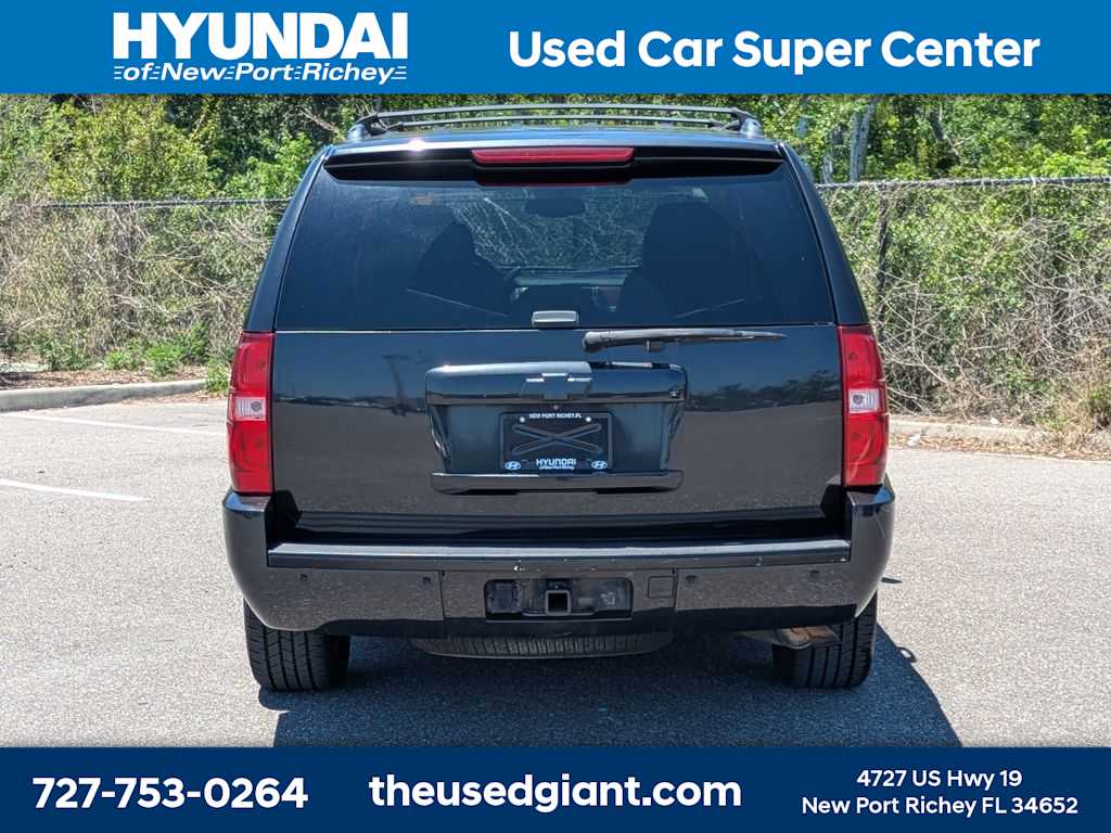 Thumbnail: 2011 Chevrolet Tahoe - 4