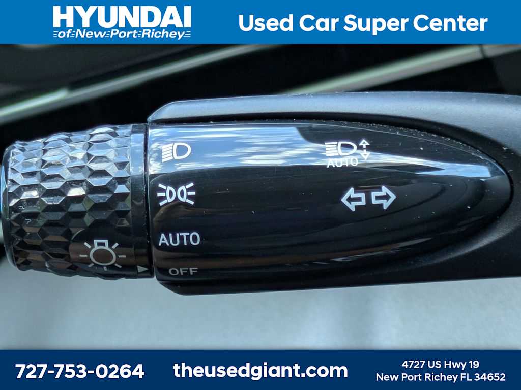 Thumbnail: 2025 Hyundai Elantra - 27