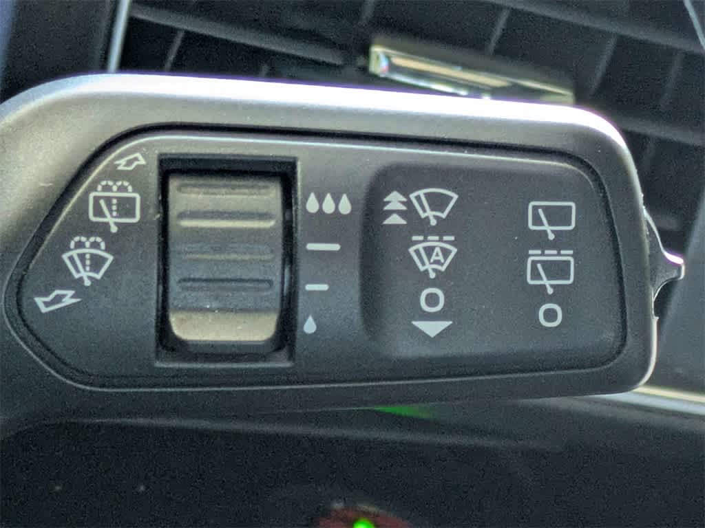 Thumbnail: 2021 Ford Explorer - 44