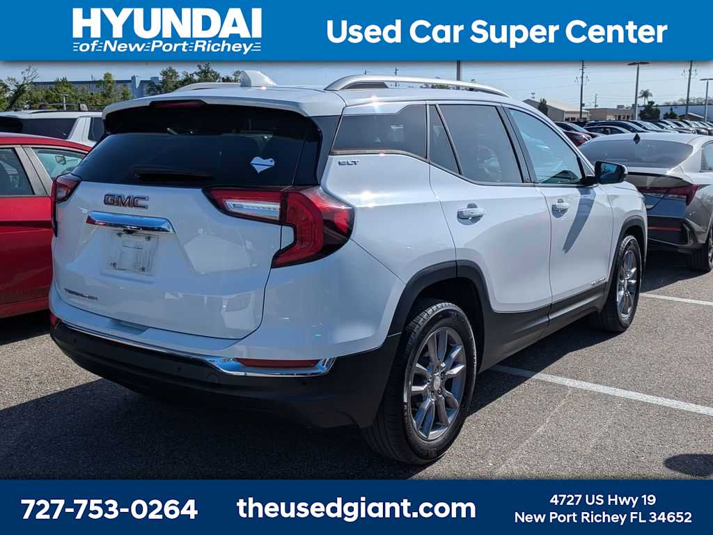 Thumbnail: 2022 GMC Terrain - 3