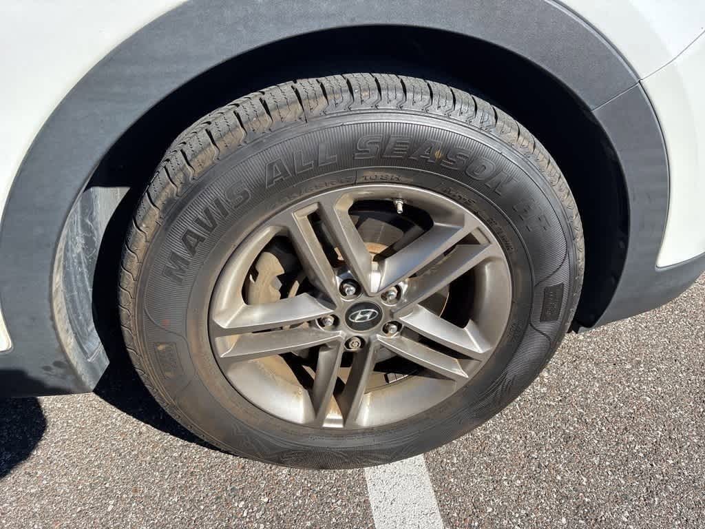 Thumbnail: 2017 Hyundai Santa Fe - 6