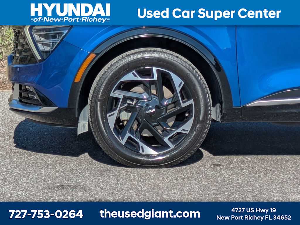 Thumbnail: 2023 Kia Sportage - 10