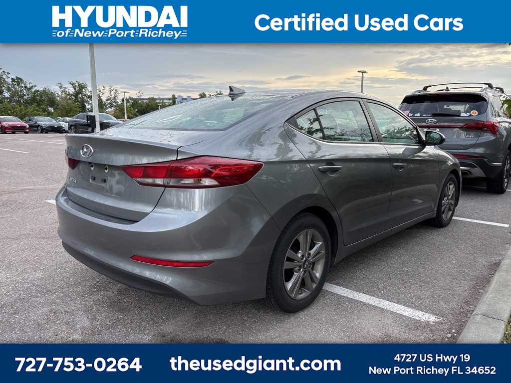 Thumbnail: 2017 Hyundai Elantra - 3