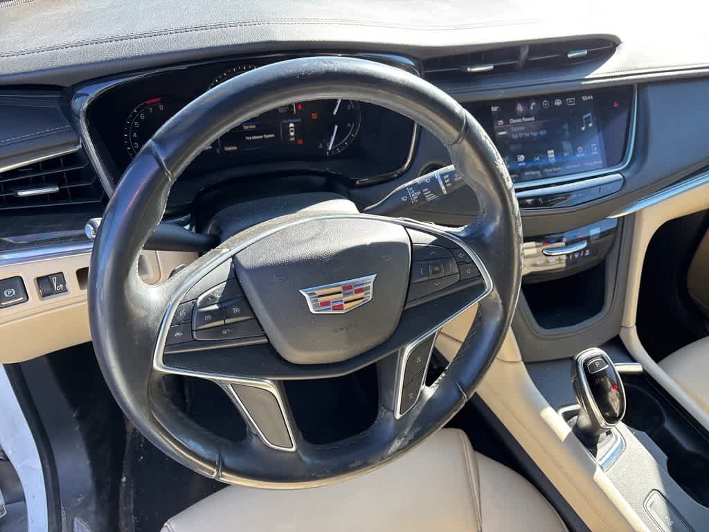 Thumbnail: 2018 Cadillac XT5 - 12