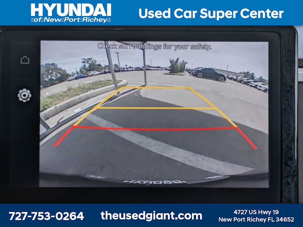 Thumbnail: 2022 Hyundai Venue - 19