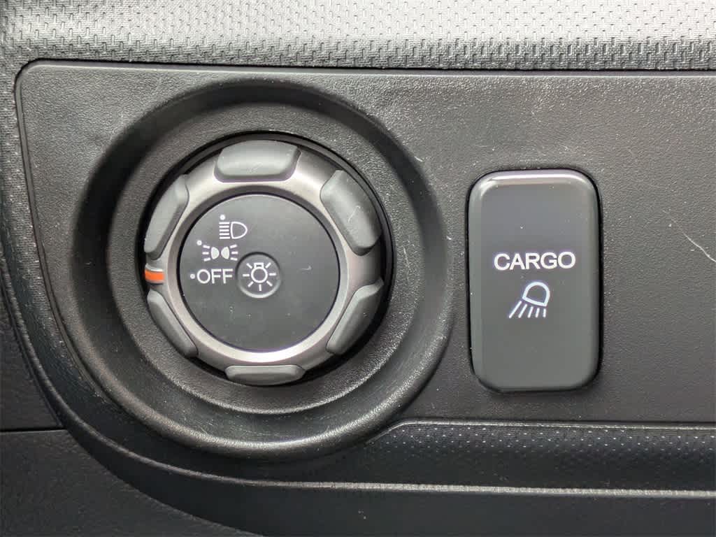 Thumbnail: 2014 Honda Ridgeline - 26