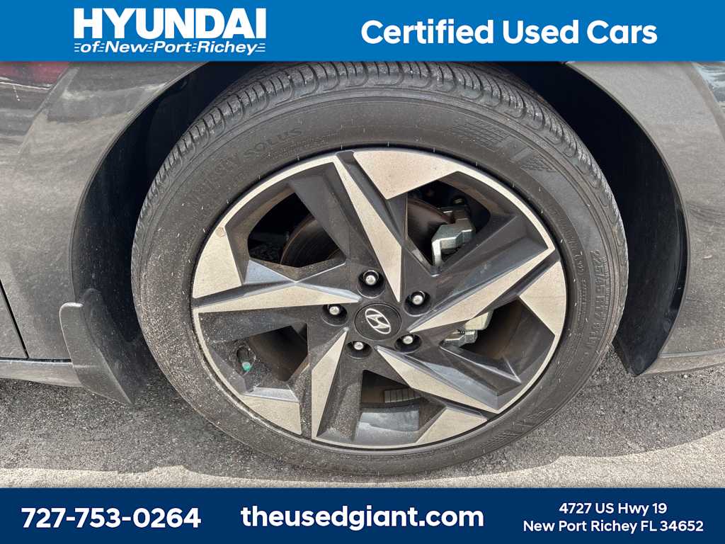 2022 Hyundai Elantra SEL 5