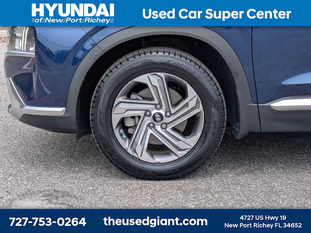 Thumbnail: 2022 Hyundai Santa Fe - 10