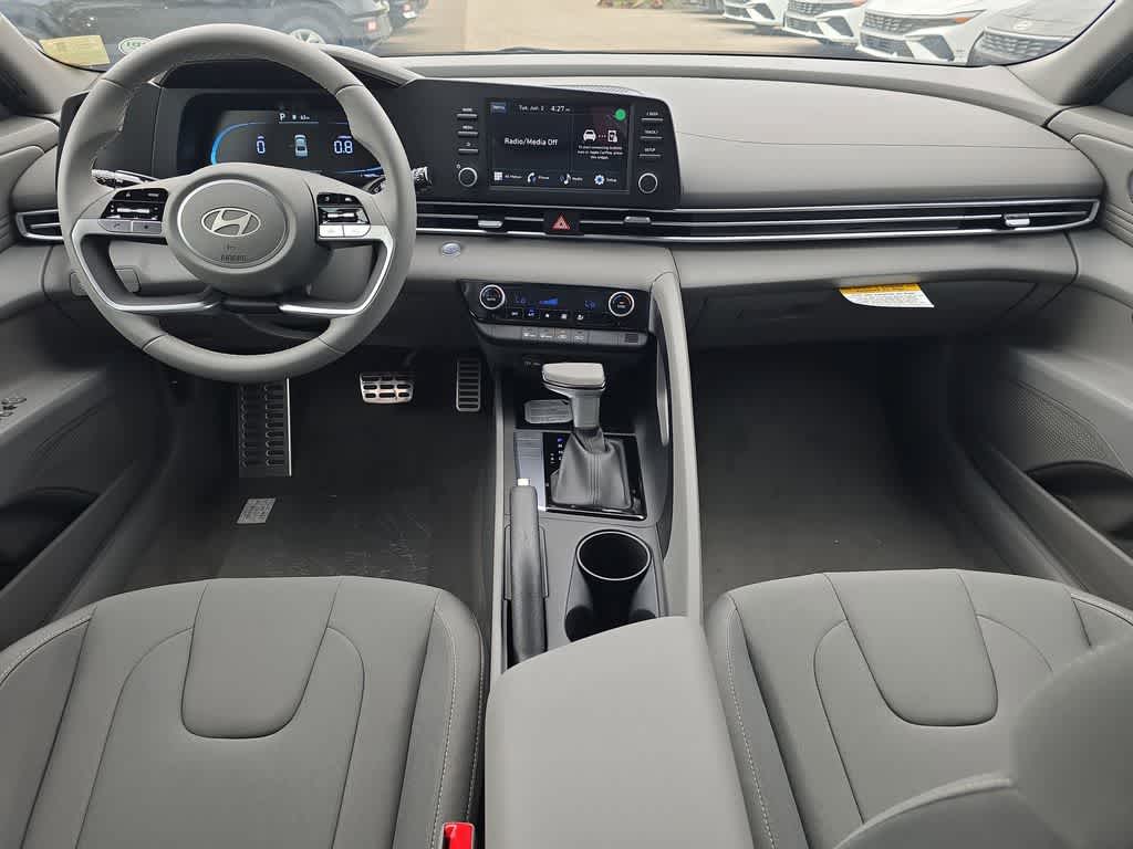 Thumbnail: 2026 Hyundai Elantra - 18
