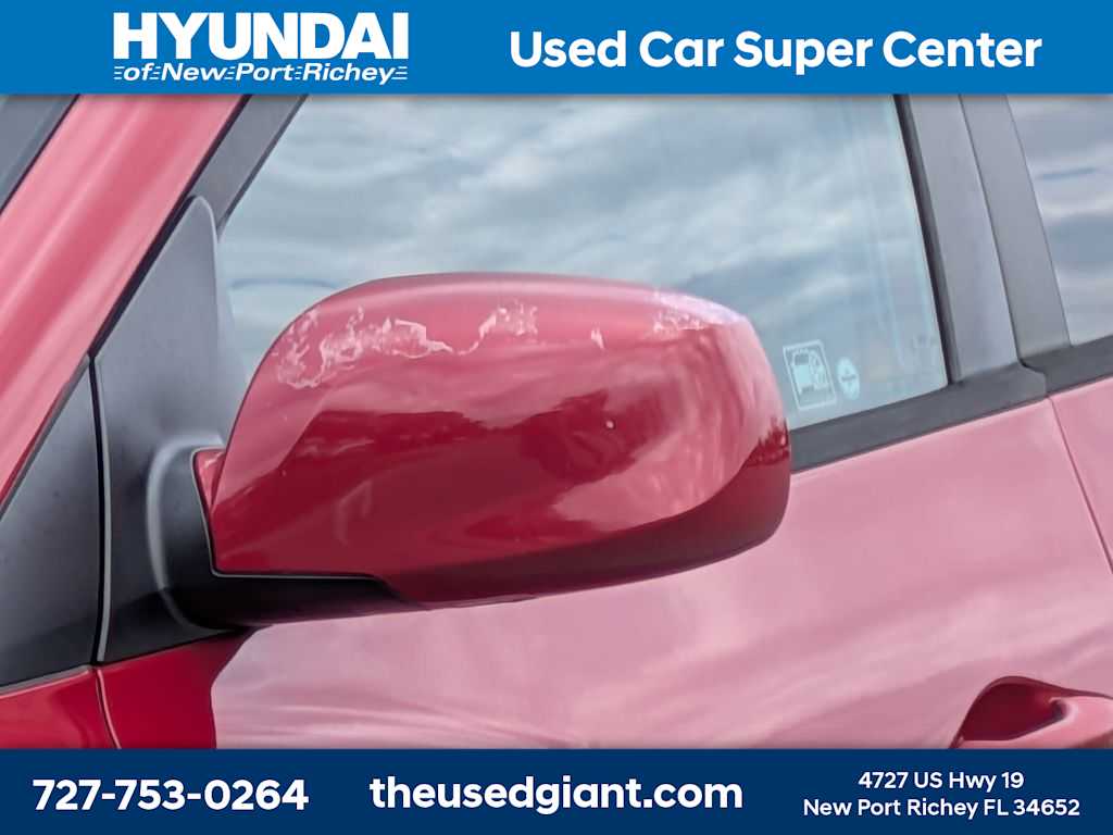 Thumbnail: 2015 Hyundai Tucson - 11