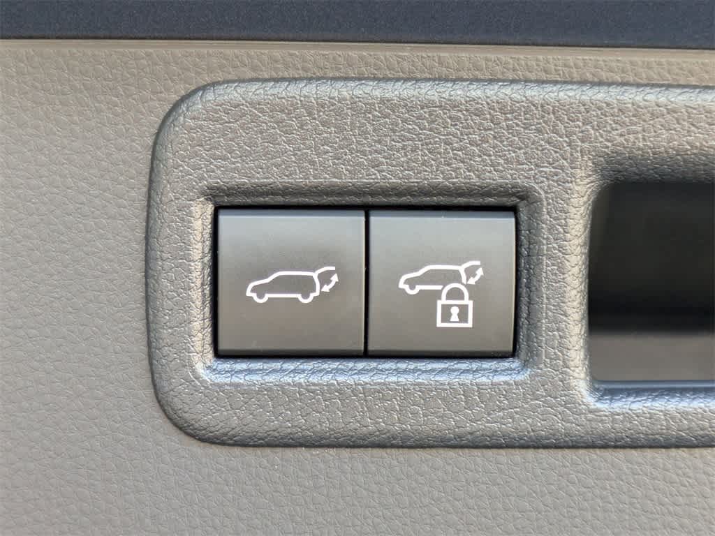 Thumbnail: 2024 Toyota Venza - 13