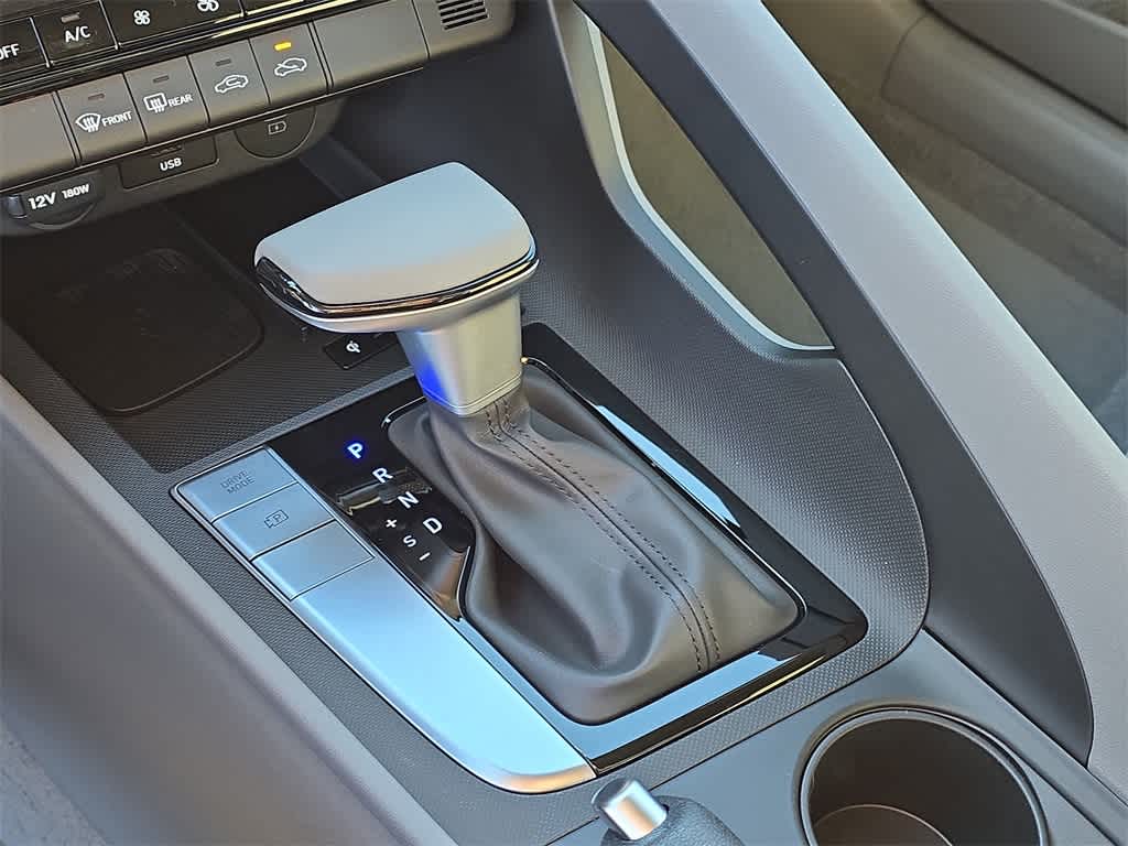 Thumbnail: 2026 Hyundai Elantra - 30