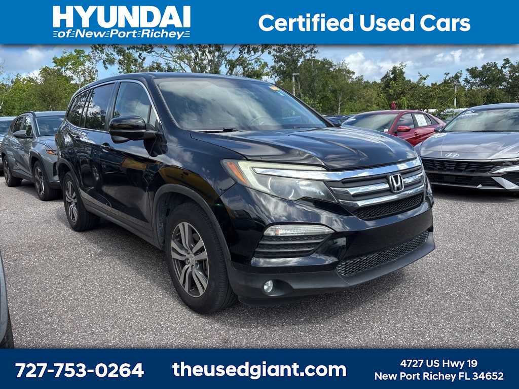 Thumbnail: 2016 Honda Pilot - 4