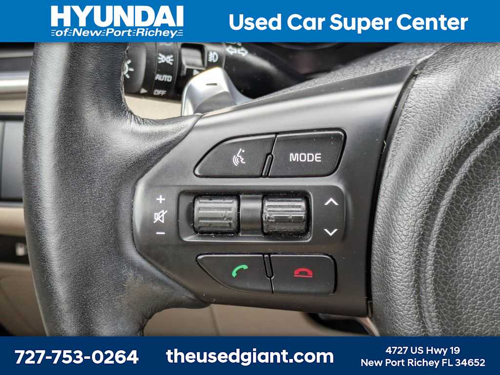 Thumbnail: 2017 Kia Sorento - 29