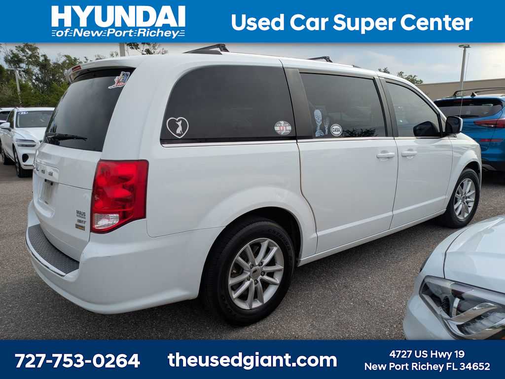 Thumbnail: 2018 Dodge Grand Caravan - 2