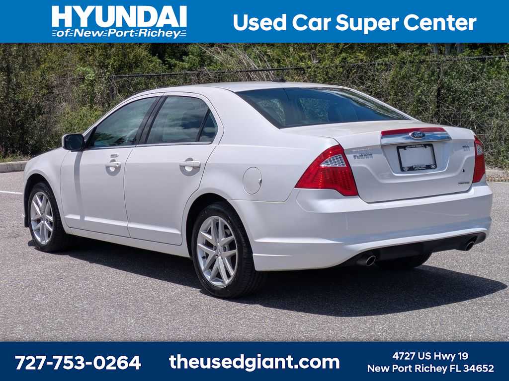 Thumbnail: 2011 Ford Fusion - 3