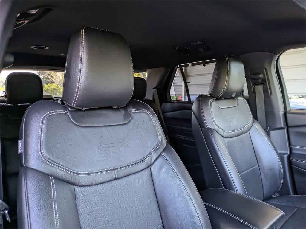 Thumbnail: 2020 Ford Explorer - 6