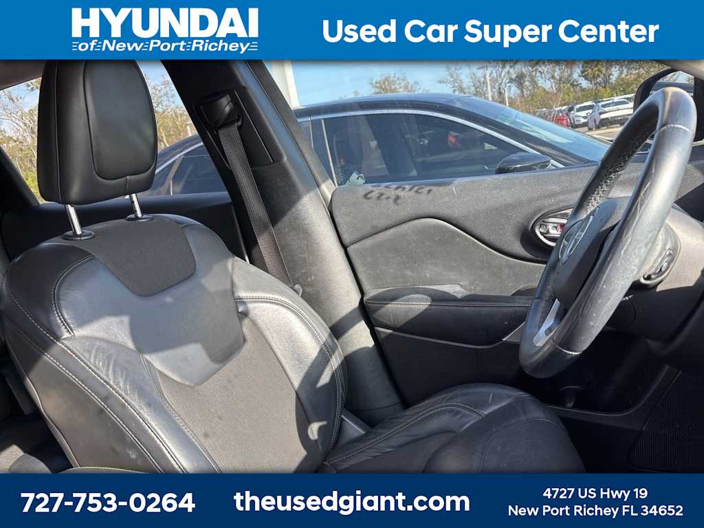 Thumbnail: 2018 Jeep Cherokee - 9