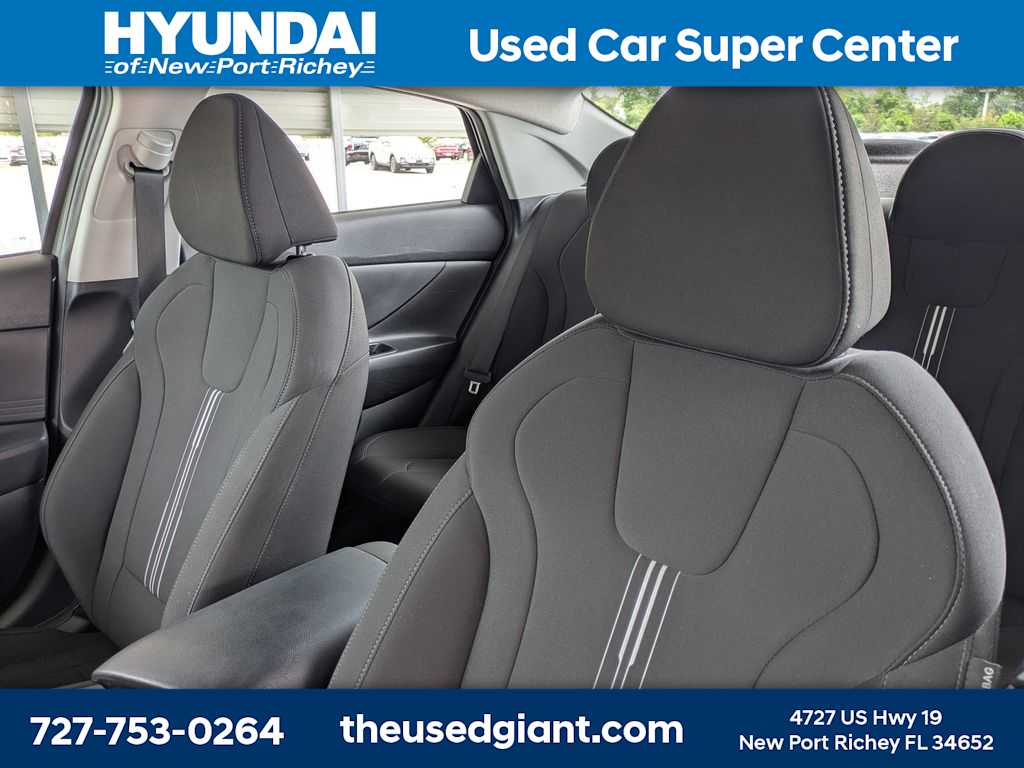 Thumbnail: 2023 Hyundai Elantra - 7