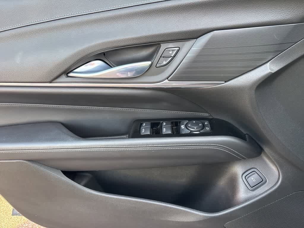 Thumbnail: 2021 Cadillac CT4 - 10