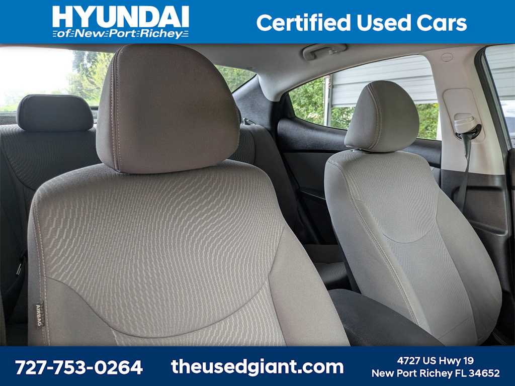 Thumbnail: 2016 Hyundai Elantra - 6