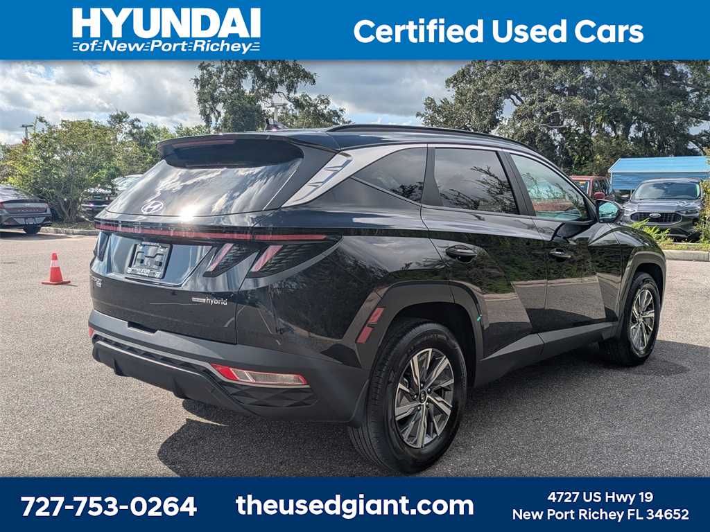Thumbnail: 2022 Hyundai Tucson - 5