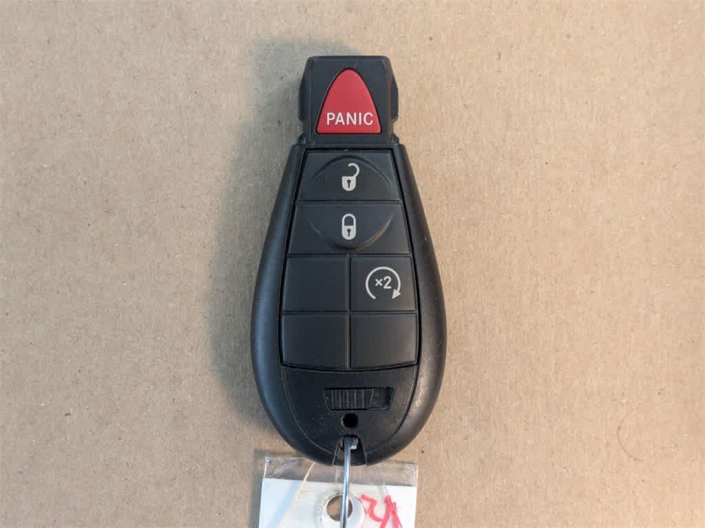 Thumbnail: 2012 Jeep Grand Cherokee - 34