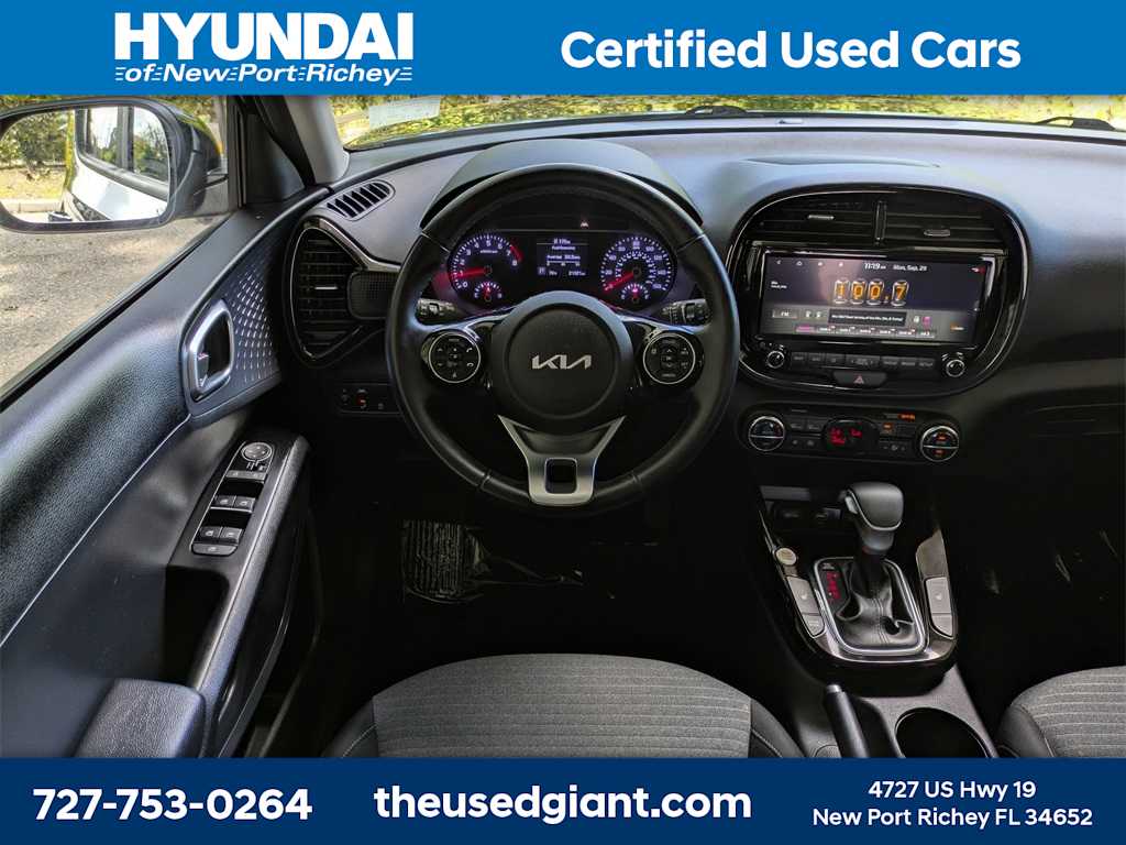 Thumbnail: 2022 Kia Soul - 17