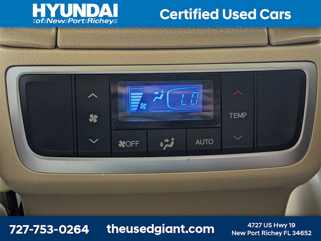 Thumbnail: 2016 Toyota Highlander - 18