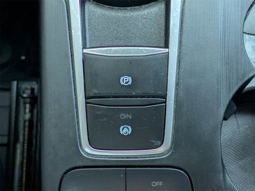 Thumbnail: 2020 Ford Escape - 31