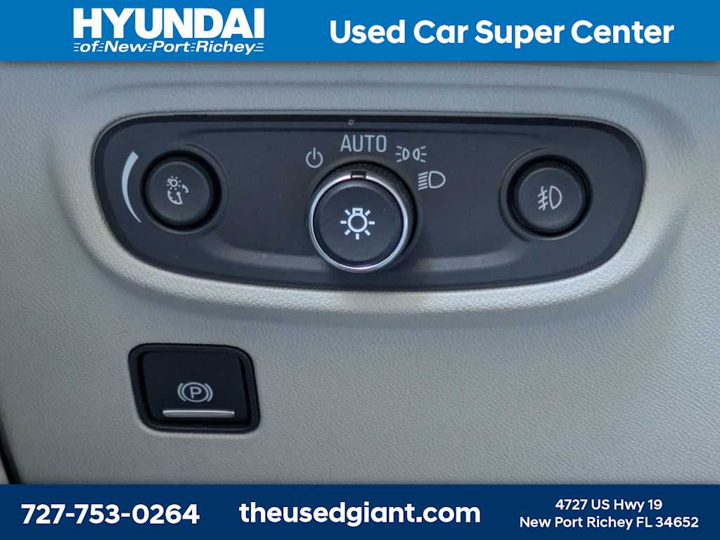 Thumbnail: 2018 GMC Terrain - 36