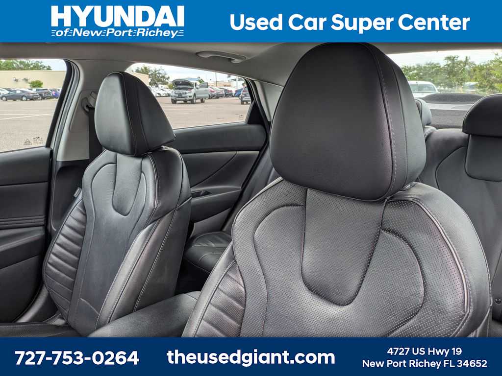 Thumbnail: 2023 Hyundai Elantra - 7