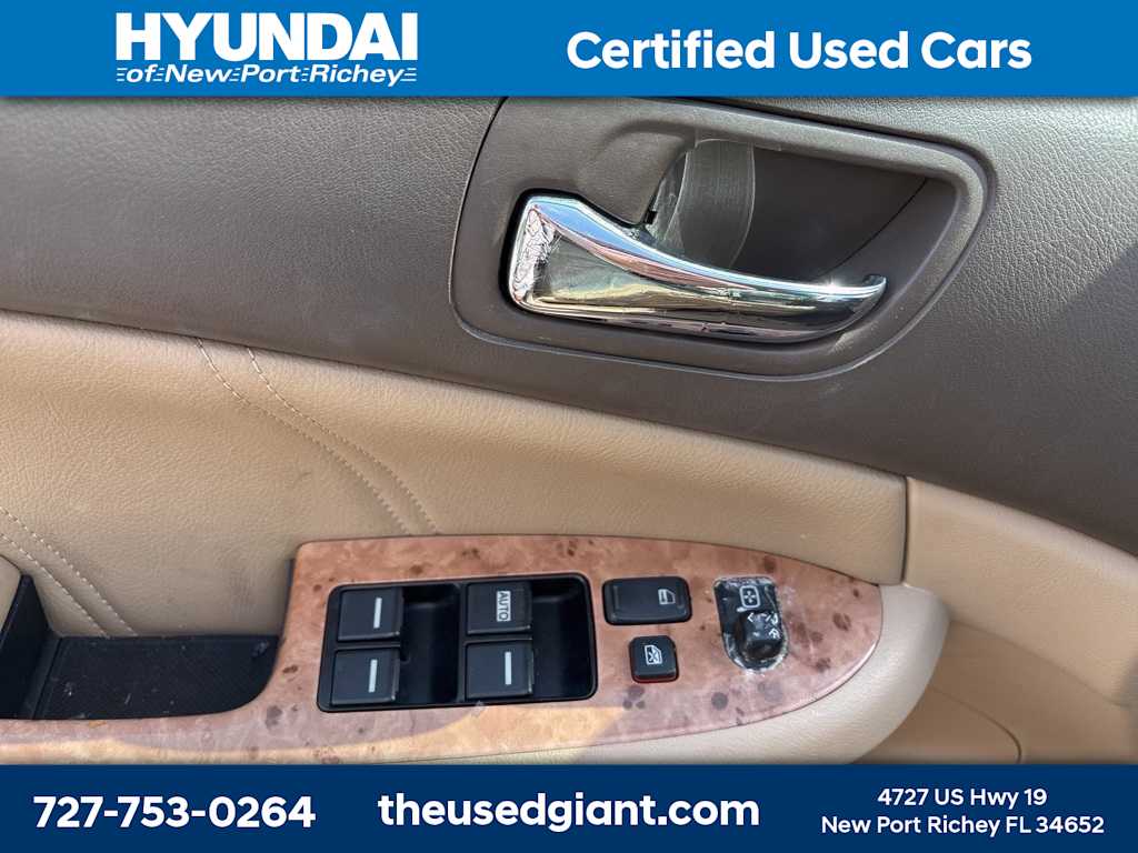 Thumbnail: 2004 Honda Accord - 6