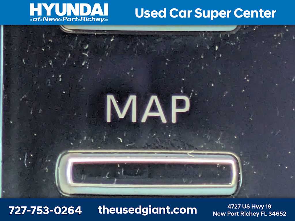 Thumbnail: 2022 Toyota Camry - 23