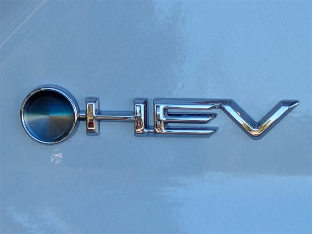 Thumbnail: 2025 Toyota Camry - 12