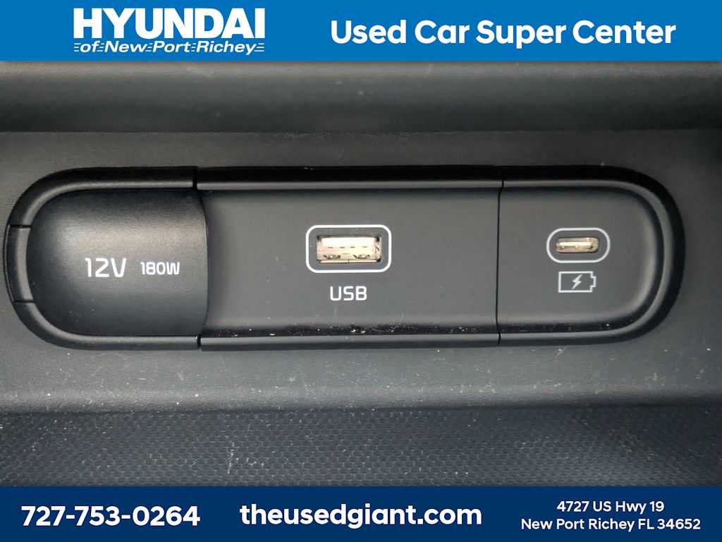 Thumbnail: 2025 Kia Seltos - 24