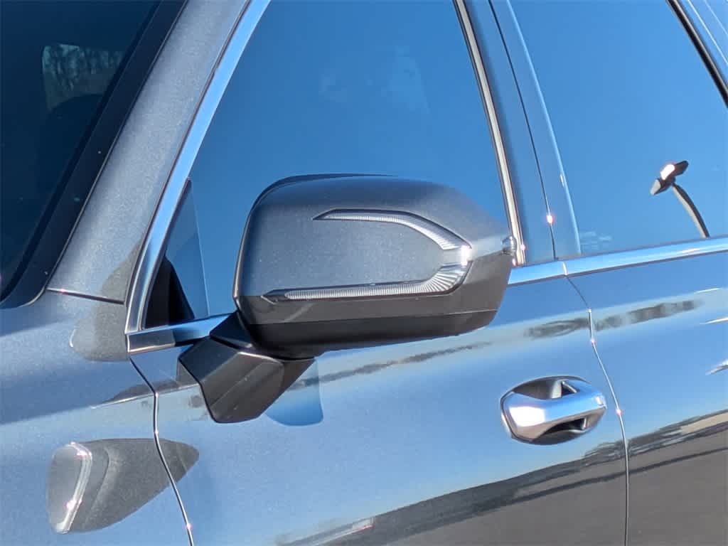 Thumbnail: 2021 Hyundai Palisade - 11