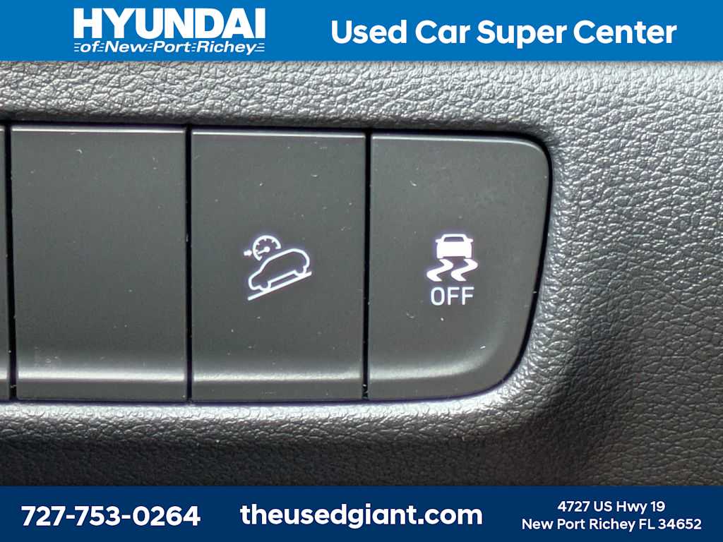 Thumbnail: 2023 Hyundai Kona - 25