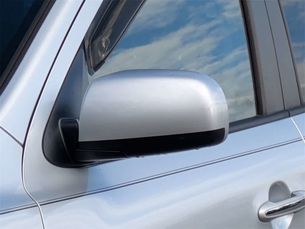 Thumbnail: 2009 Hyundai Santa Fe - 11