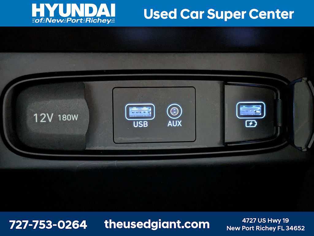 Thumbnail: 2020 Hyundai Santa Fe - 24