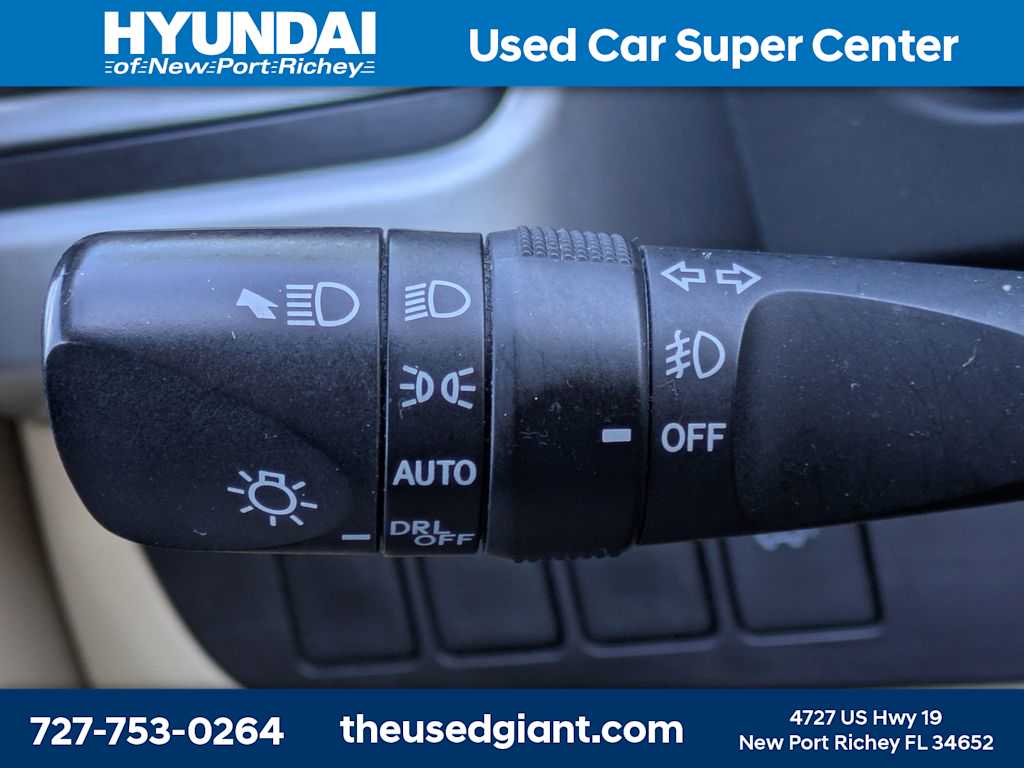 Thumbnail: 2016 Toyota Highlander - 37