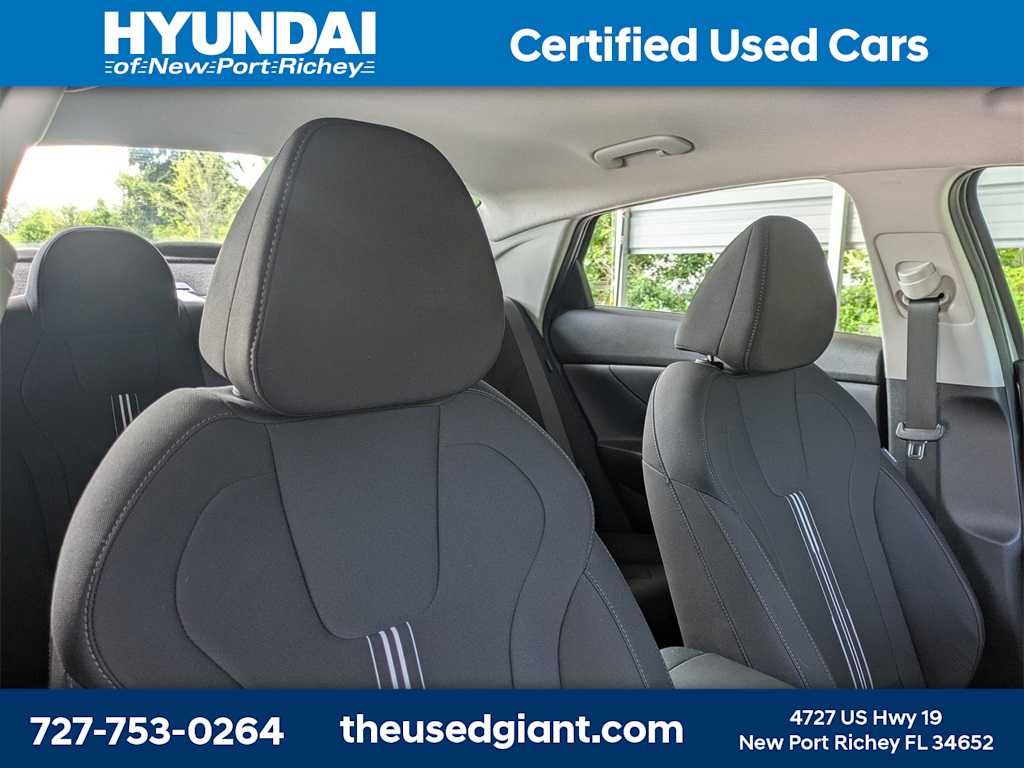 Thumbnail: 2024 Hyundai Elantra - 6