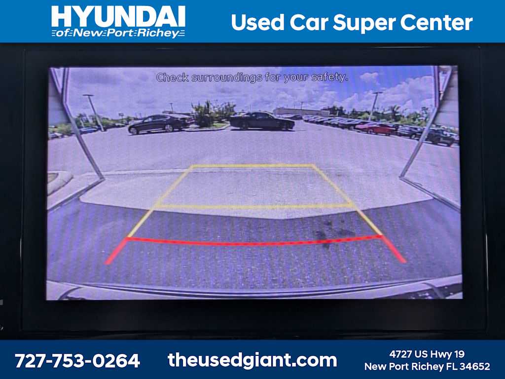 Thumbnail: 2022 Hyundai Santa Fe - 23