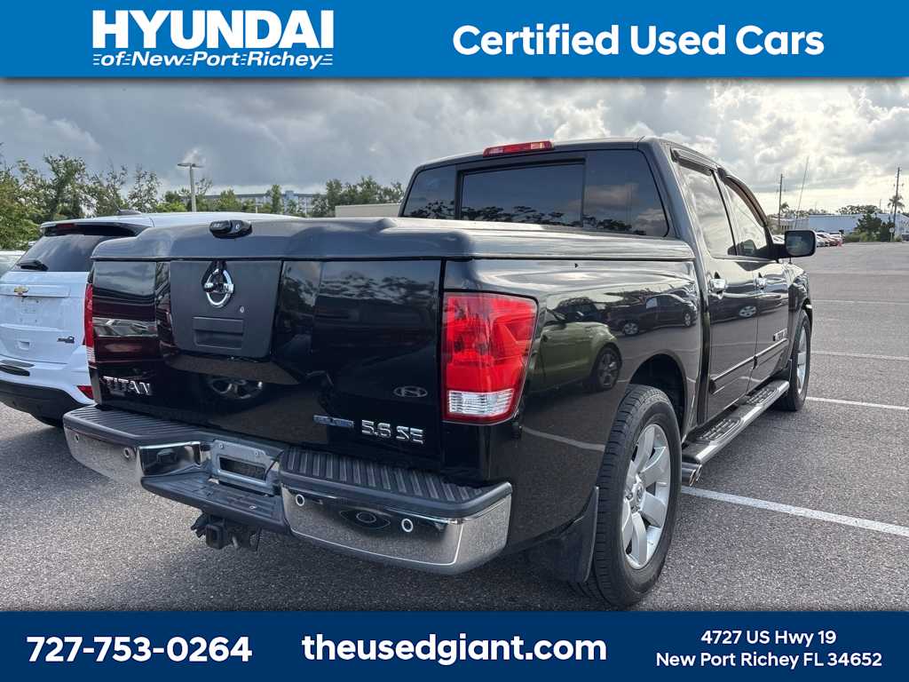 Thumbnail: 2010 Nissan Titan - 2