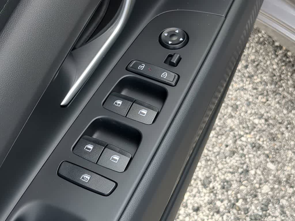 Thumbnail: 2026 Hyundai Elantra - 17