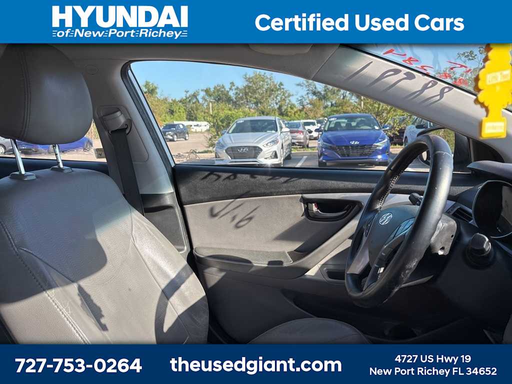 Thumbnail: 2013 Hyundai Elantra - 8