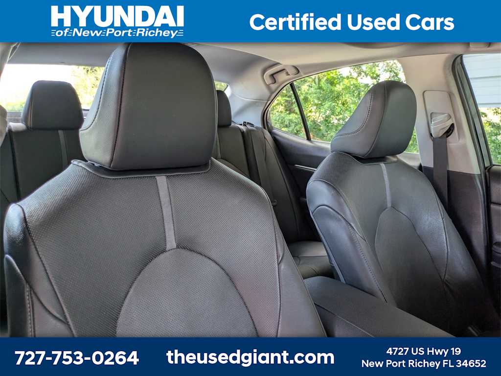 Thumbnail: 2022 Toyota Camry - 6