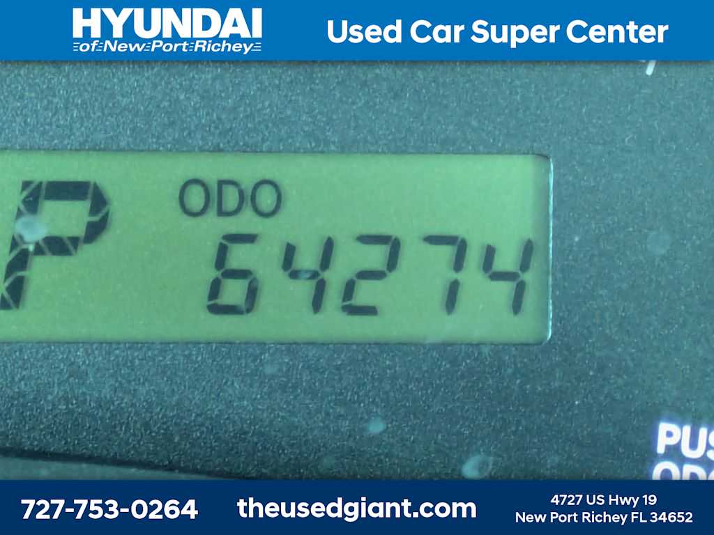 Thumbnail: 2012 Toyota Corolla - 25