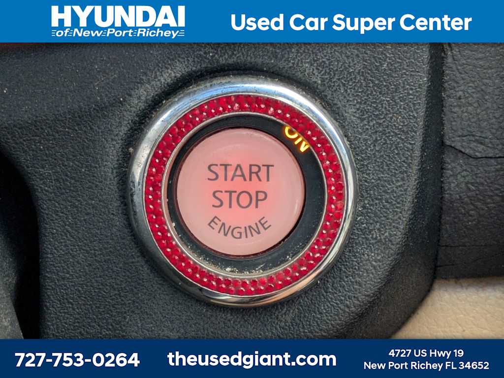 Thumbnail: 2011 Nissan Maxima - 33